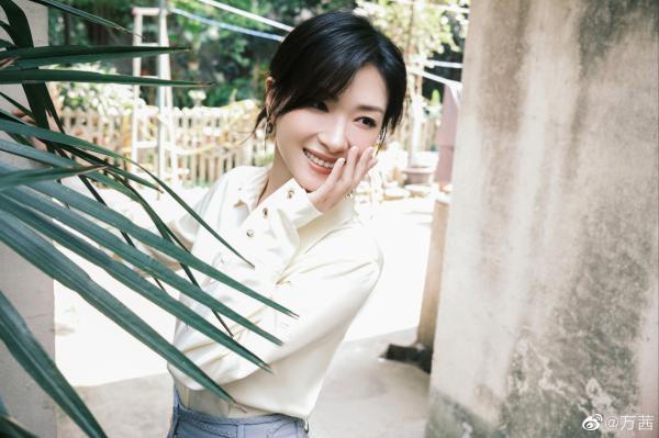 《不孕小丫鬟穿到六十年代五年抱七》小说完结版精彩试读 方冉谢飞扬小说阅读