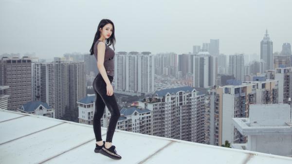 《江知年宋清函》小说完整版在线阅读（主角重生选择换娶后，前世讨厌我的青梅悔疯了）