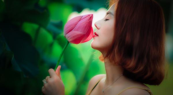 《宋承胤沈绵绵梁荣儿》全文精彩章节在线阅读（被休夫后，怪我强娶的夫君却疯了）