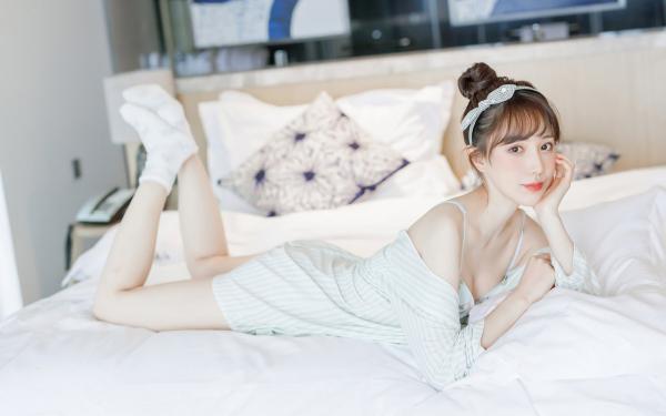 陆六六苏娉婷抖音推文 末世重生,我狂囤二十亿物资小说免费阅读