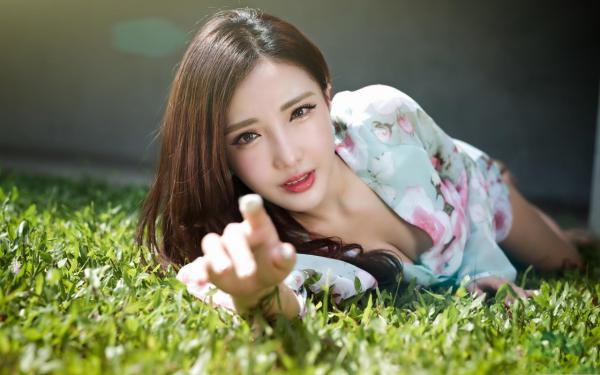 《妻子嘲笑我是废物，下一秒将军亲自为我开笼门》大结局精彩阅读 《妻子嘲笑我是废物，下一秒将军亲自为我开笼门》最新章节目录