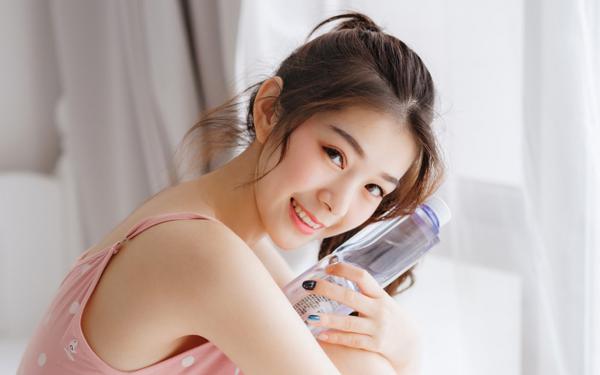 主角是心是天边的云的小说 《小云小花阳阳》 全文精彩试读