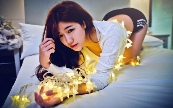 青峦敛恨图小说 《秦晚谢千帆》小说全文精彩试读