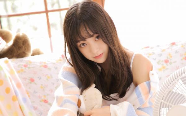 沈澈王子豪林菲全章节免费在线阅读 高冷校草追我，心声却骚断了腿小说完结版