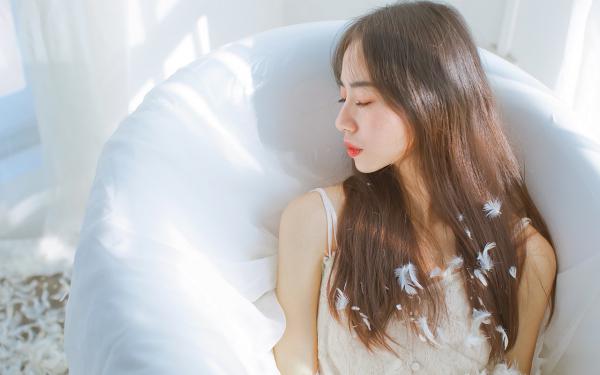 褪色的爱,不要也罢全文免费阅读 顾明月段嘉聿小说《褪色的爱,不要也罢》章节精彩章节