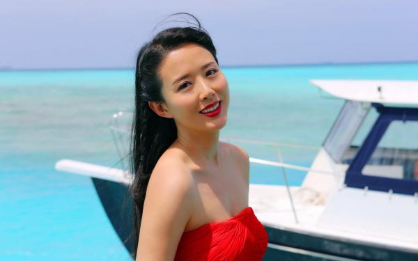 《夏暖暖何婉怡》小说主角穿书七零:冷面知青他步步诱宠全文章节免费免费试读