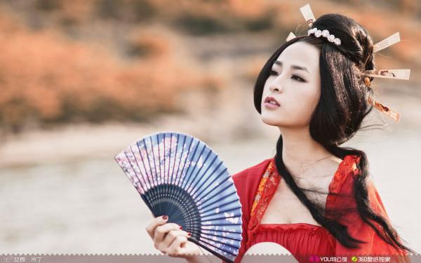 《柳如璃沈严》说好白月光回国替身退场，你哭啥精彩章节在线阅读