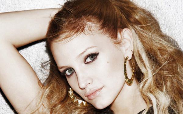 《灵异泛滥：我有一台恐怖许愿机》小说章节精彩试读 顾山夏塔小说全文