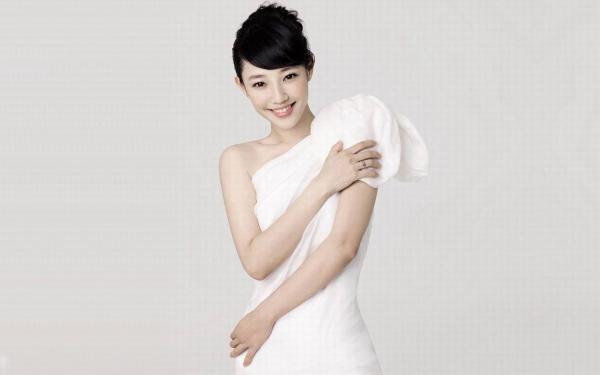 《诸天：从夜之城开始的造物主》丽娜安娜章节列表精彩阅读